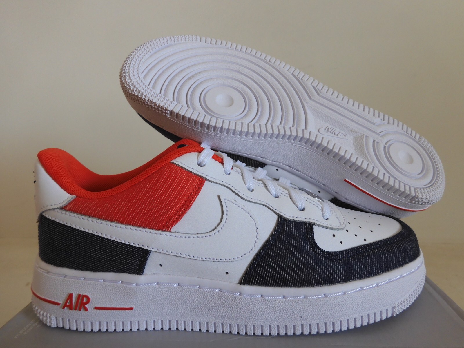 ユ*·様 NIKE AIRFORCE1 lv8スニーカー23.5cm AIR+FORCE+1+LV8+2+(GS).png