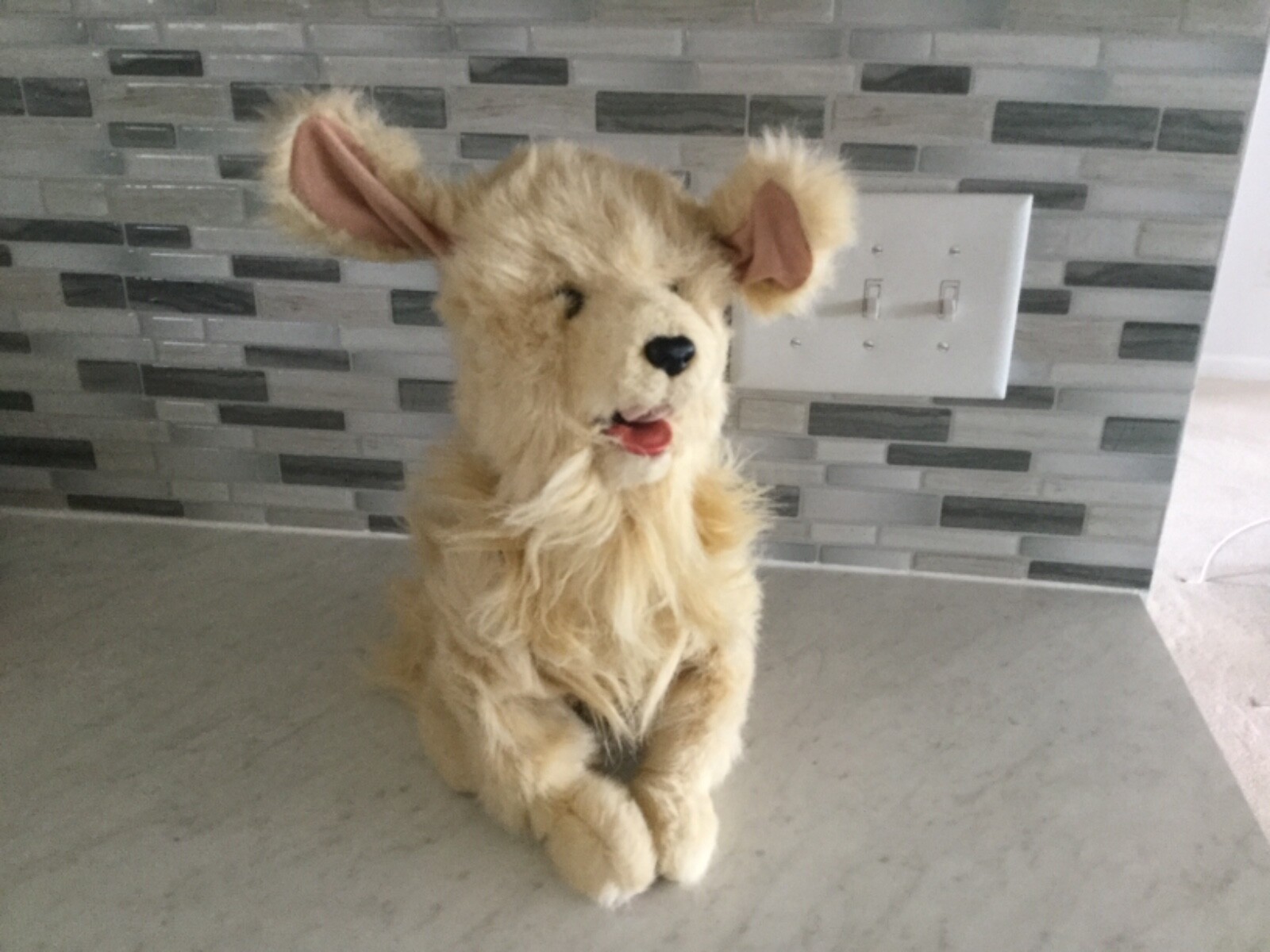 2004 SCAMPS MY PLAYFUL PUP, INTERACTIVE REALISTIC DOGGY FURREAL PUP,BY HASBRO