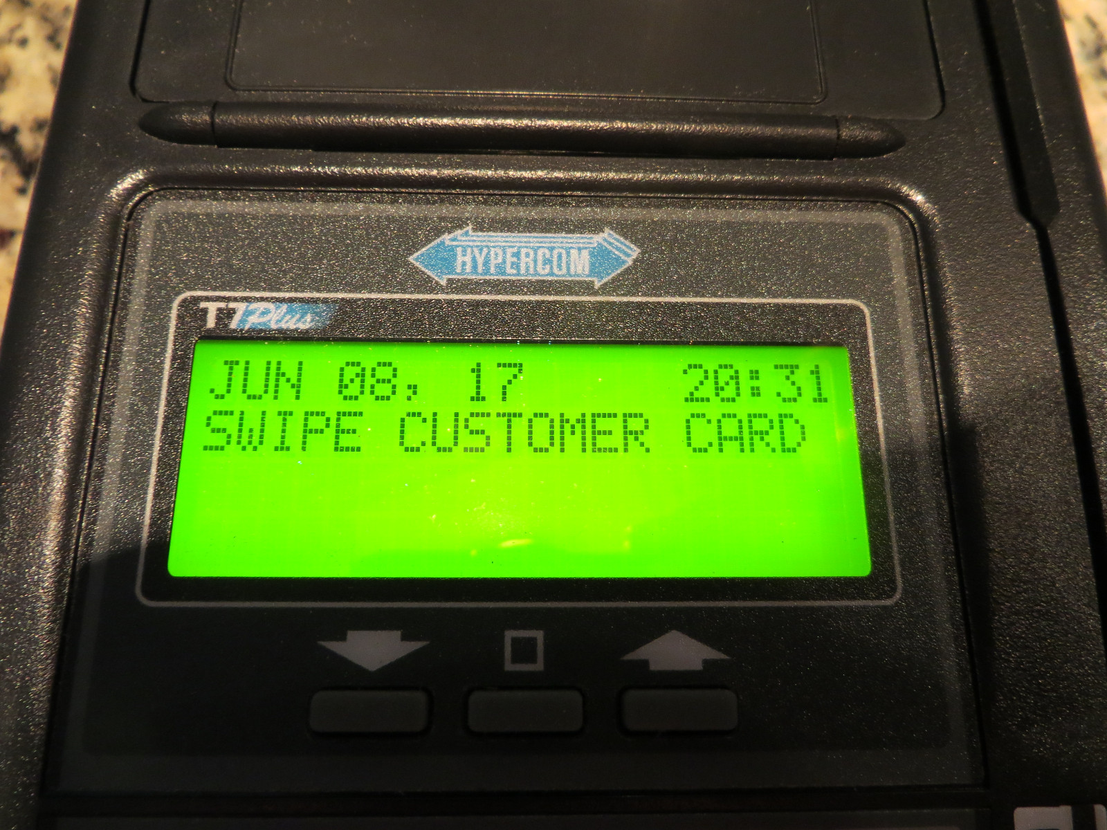 Hypercom T7Plus Credit Card Terminal w/built-in printer & Power Supply &  Box. Includes new roll of tape, instruction manual, power supply and  original box.