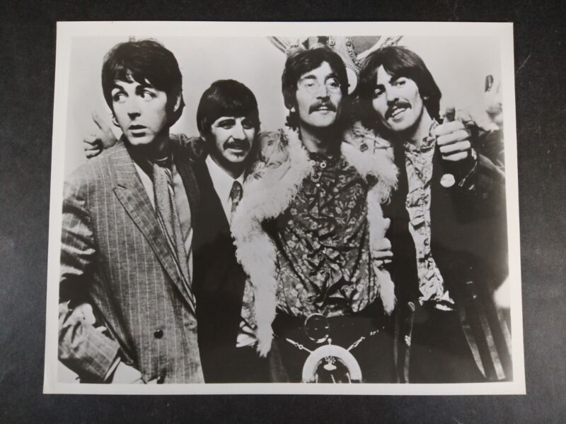 Beatles Sgt. Pepper Era 8x10 Glossy Photo
