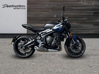 2025 Triumph Trident 660 PREMIUM TWIN COLOUR Petrol black 6 Speed