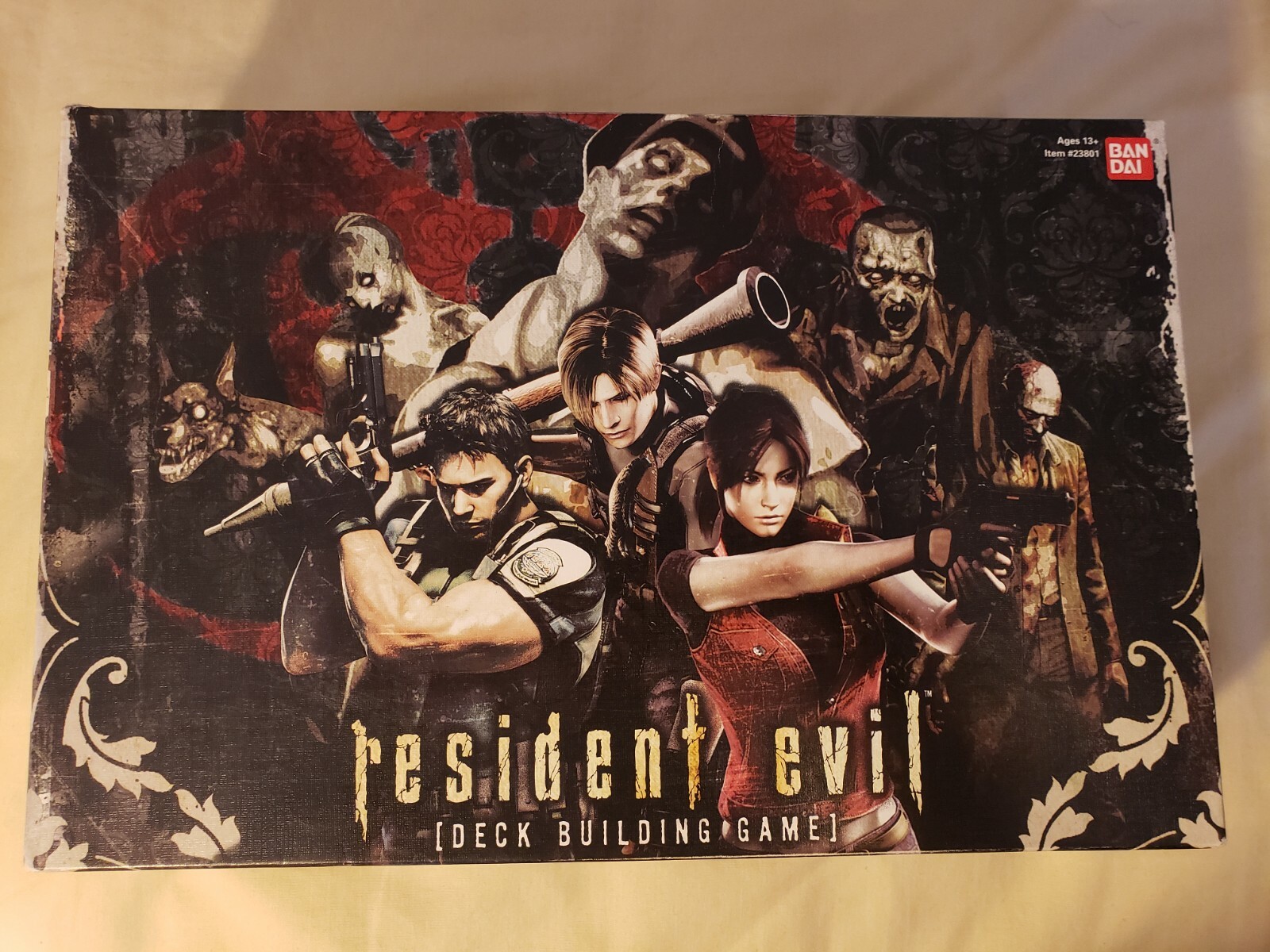 RESIDENT EVIL DECK BUILDING GAME -COMPLETE IN BOX - BASE SET ORIGINAL