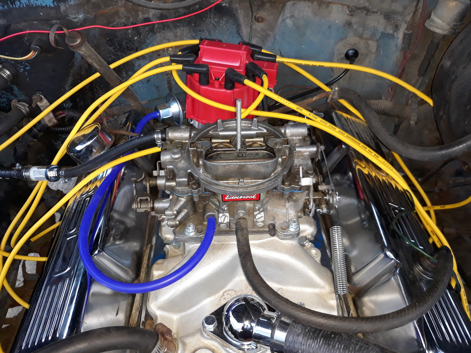 Chevy SBC 350 BBC 454 HEI Distributor Accel Spark Plug Wires Ignition