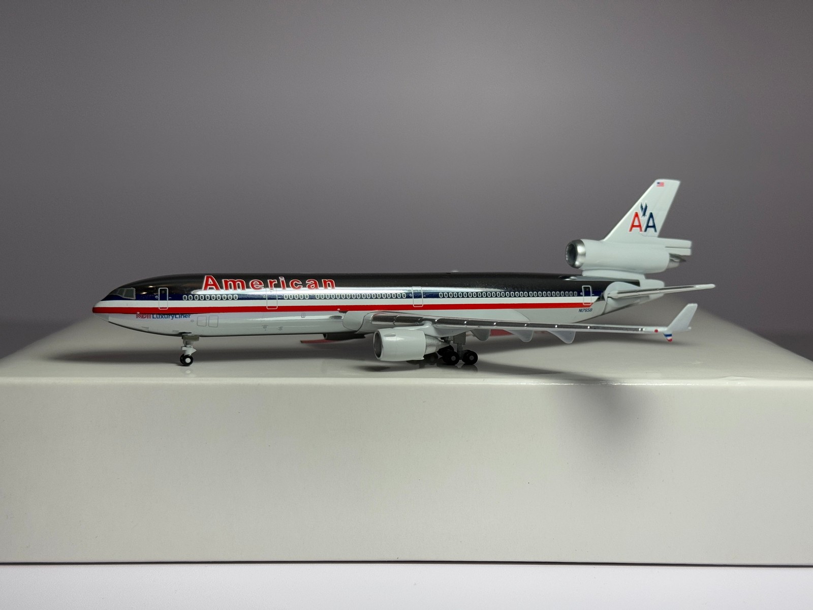 Gemini Jets 1:400 American Airlines McDonnell Douglas MD-11