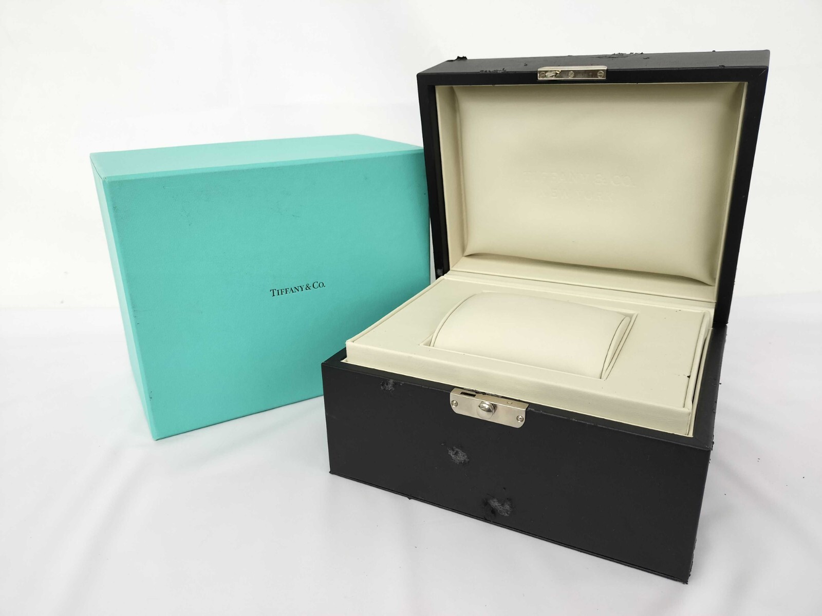 Tiffany & Co. 時計　箱　ケース Yahoo!オークション - TIFFANY & Co. ティファニー 純正 時計