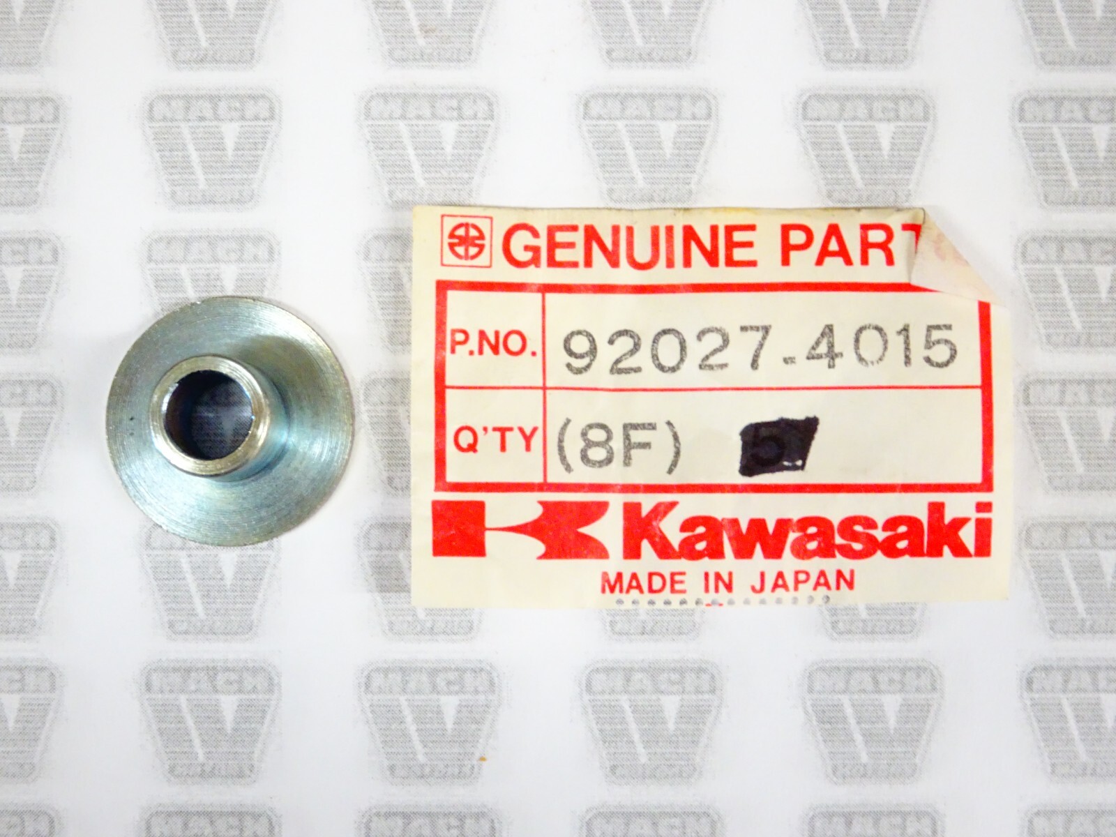 ※ハッピー Kawasaki NOS NEW 92027-4015 Front Cowling Collar KZ KAF KLX