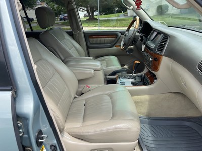 image 8 of interior