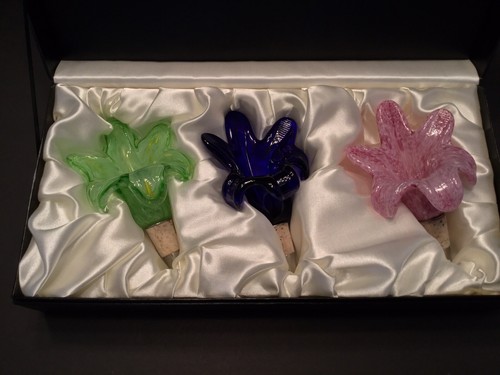 Bombay Blown Glass Wine Stopper Set Of 3