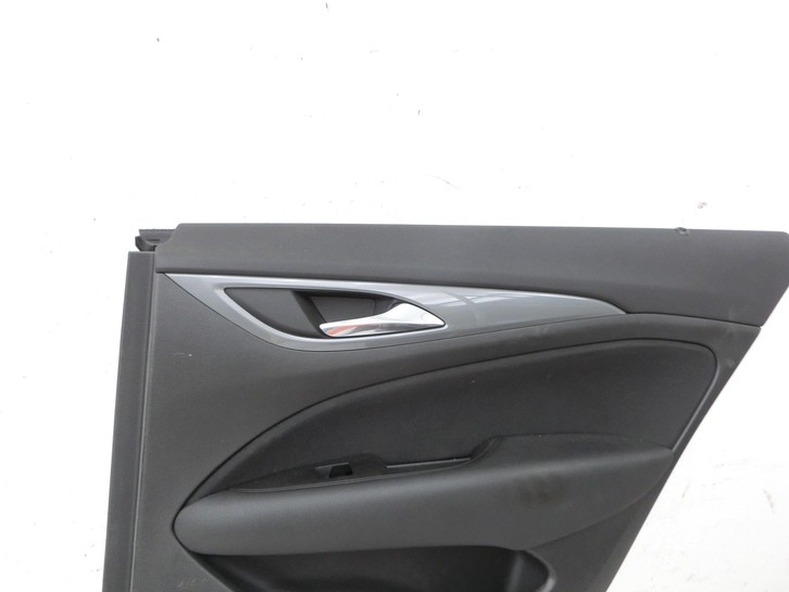 Opel Insignia B Z18 17-20 Kombi Türverkleidung Türpappe Rechts Hinten Opel Insignia B Z18 17-20 28.05.2019 39138328... Bild 4