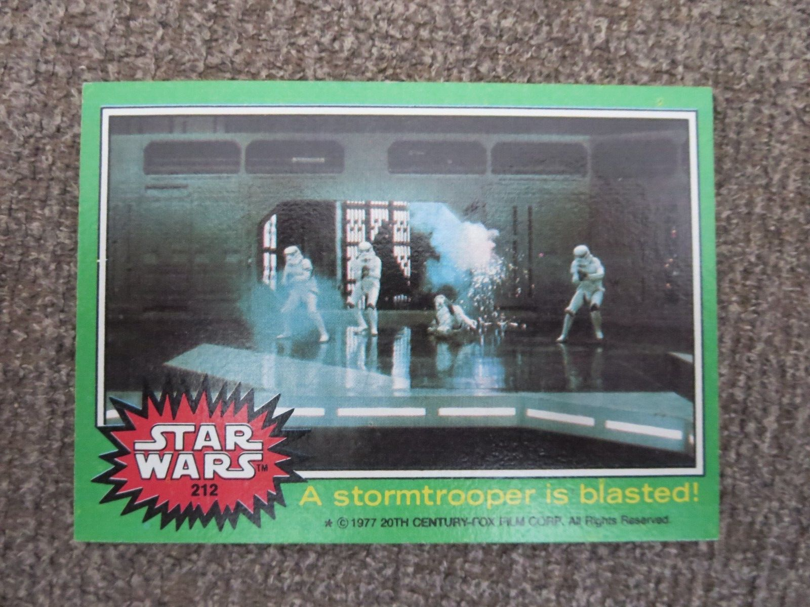 1977年製!STAR WARSカード　セット s-l400.jpg