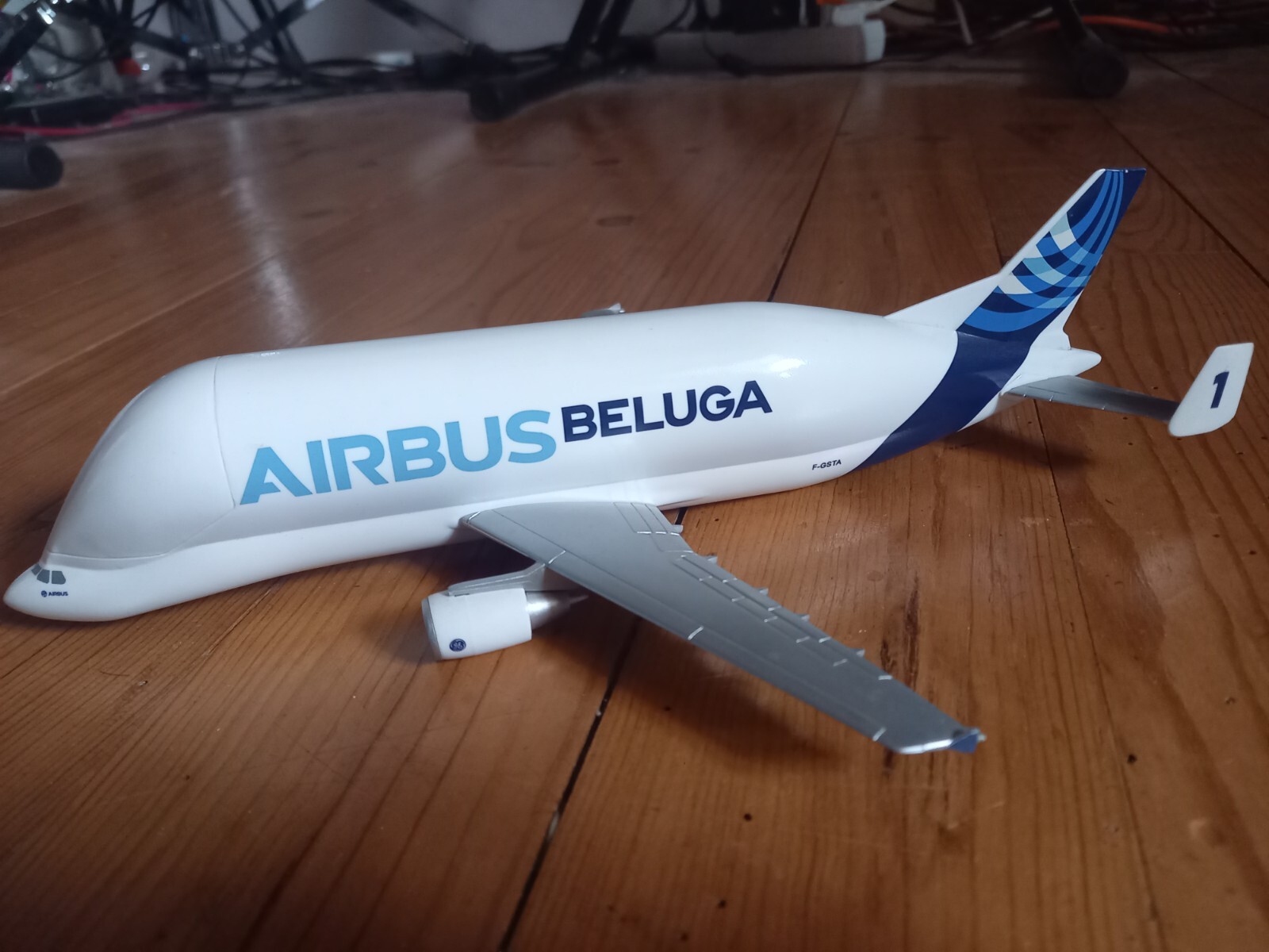 希少 迫力満点 Airbus BELUGA 1/150 モデルプレーン模型飛行機 希少 迫力満点 Airbus BELUGA 1/150 モデルプレーン模型飛行機