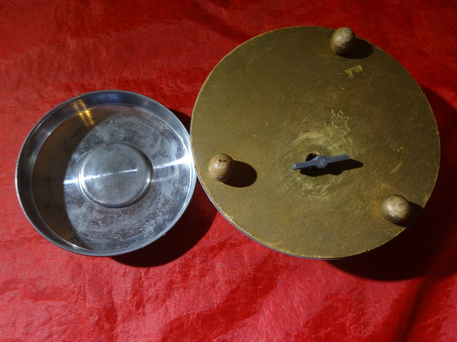 Music Jewelry Box Round Wind Up Vintage