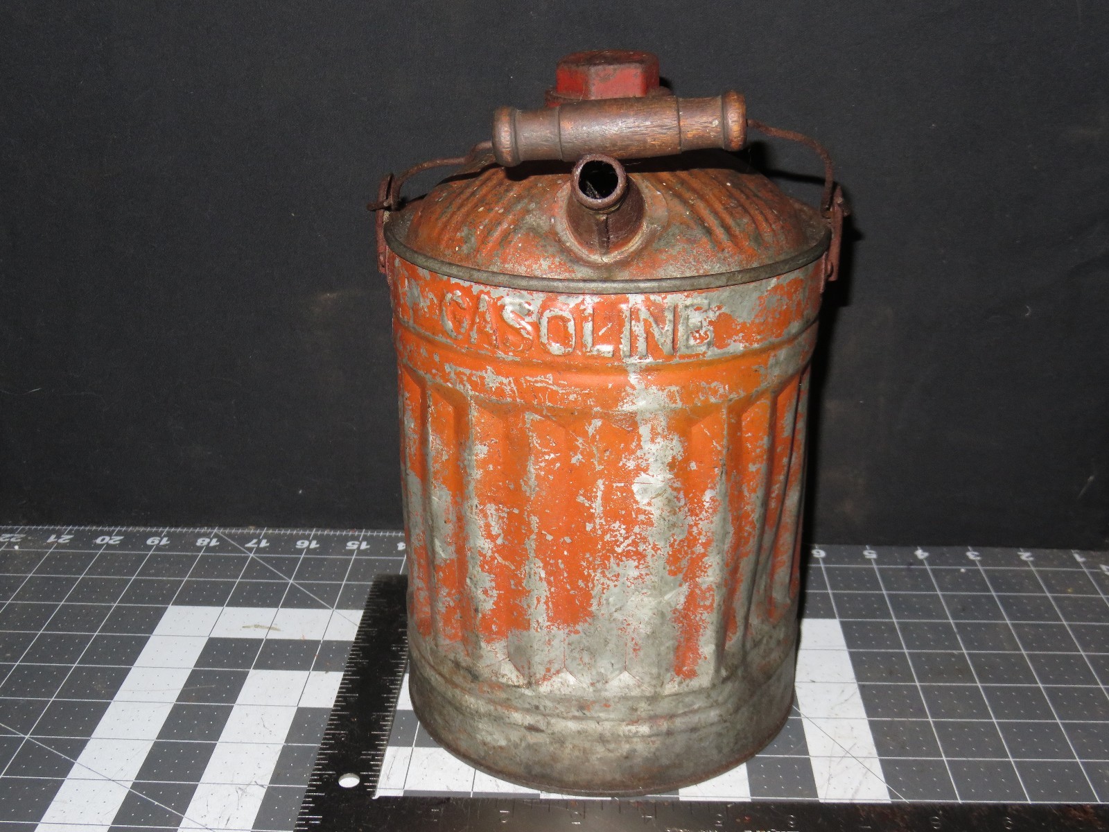 Hibbard Red Antique Vintage Embossed Metal 1 Gallon Gasoline Can