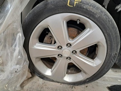 2015 Buick Encore Left Front Wheel 18x7 Aluminum 5 Spoke Single Silver Opt Rni