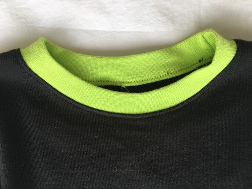 NEW Kirkland Signature Boys Size 5 Pajama Set 2pc Shirt Pants Cotton