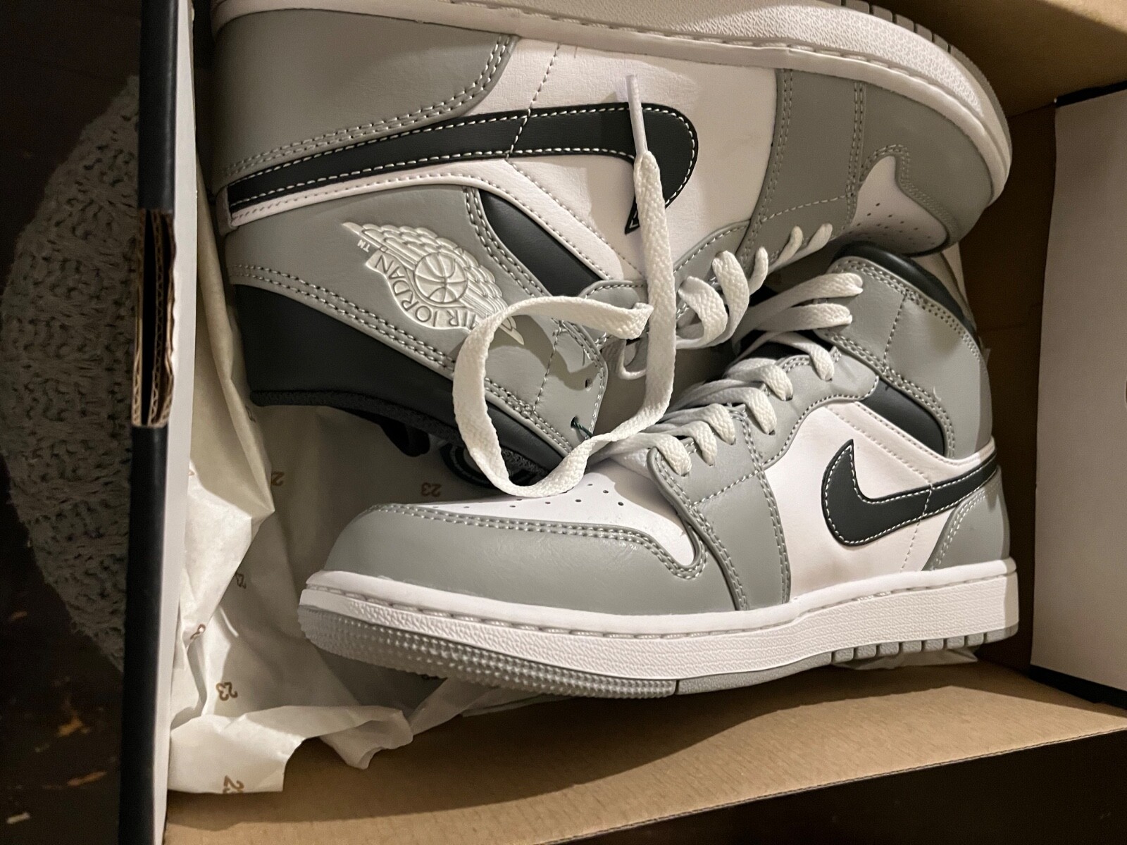 大人気 ☆NIKE☆ JORDAN 1 MID LIGHT SMOKE GREY ANTHRACITE $_32.JPG?set_id=880000500F