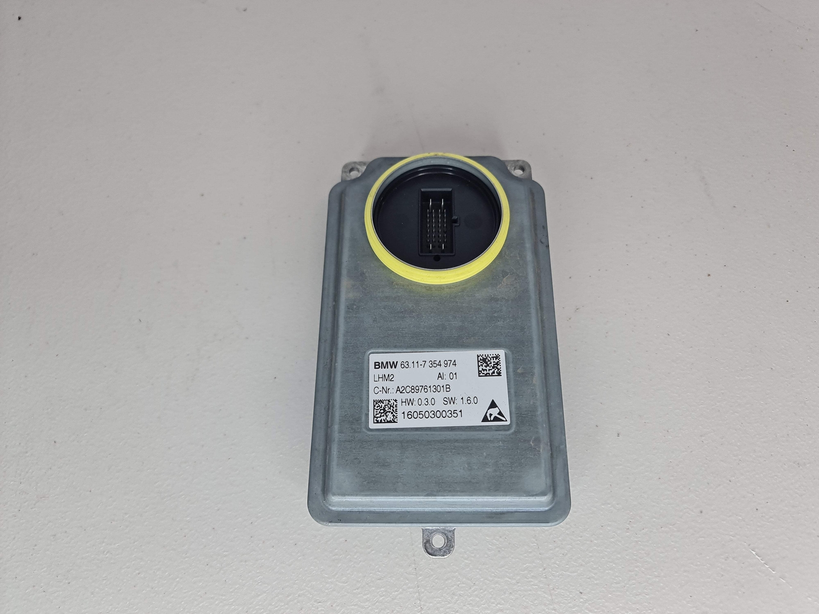 0 Bmw Driver Light Bulb Control Unit Module 63117354974 For 5 Series image 3