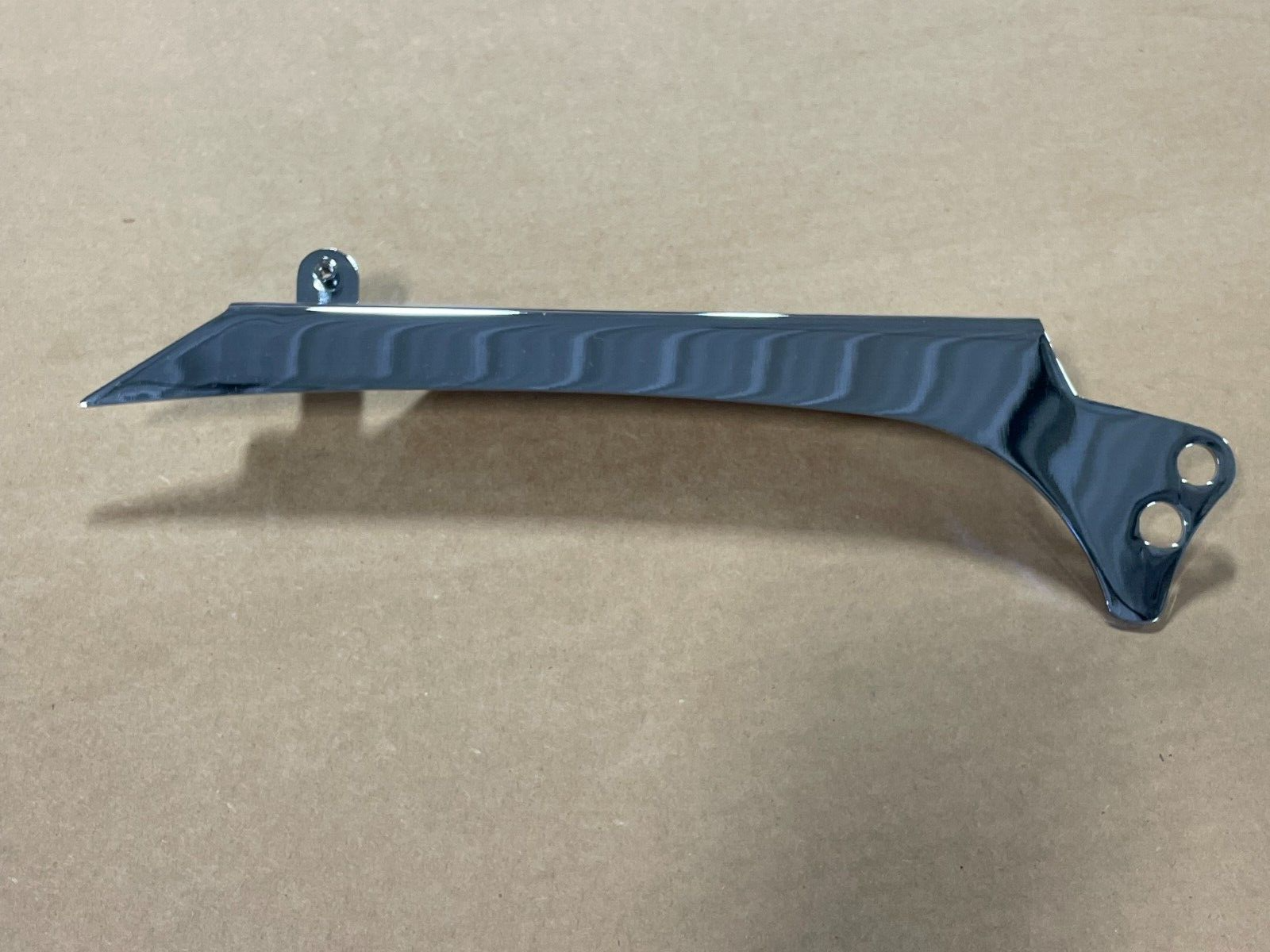 ブルドッグ　0605 2005 Big Dog Motorcycles Pitbull OEM Chrome Front Belt Guard