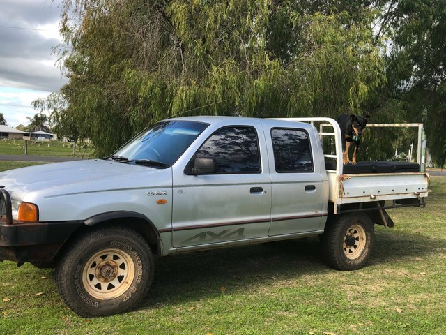Ford courier 2001