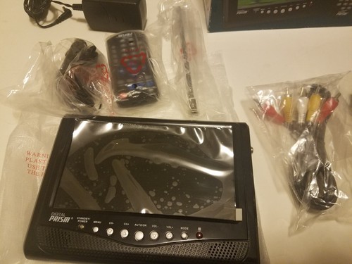 Digital Prism ATSC-710 7 inch Portable Digital LCD TV