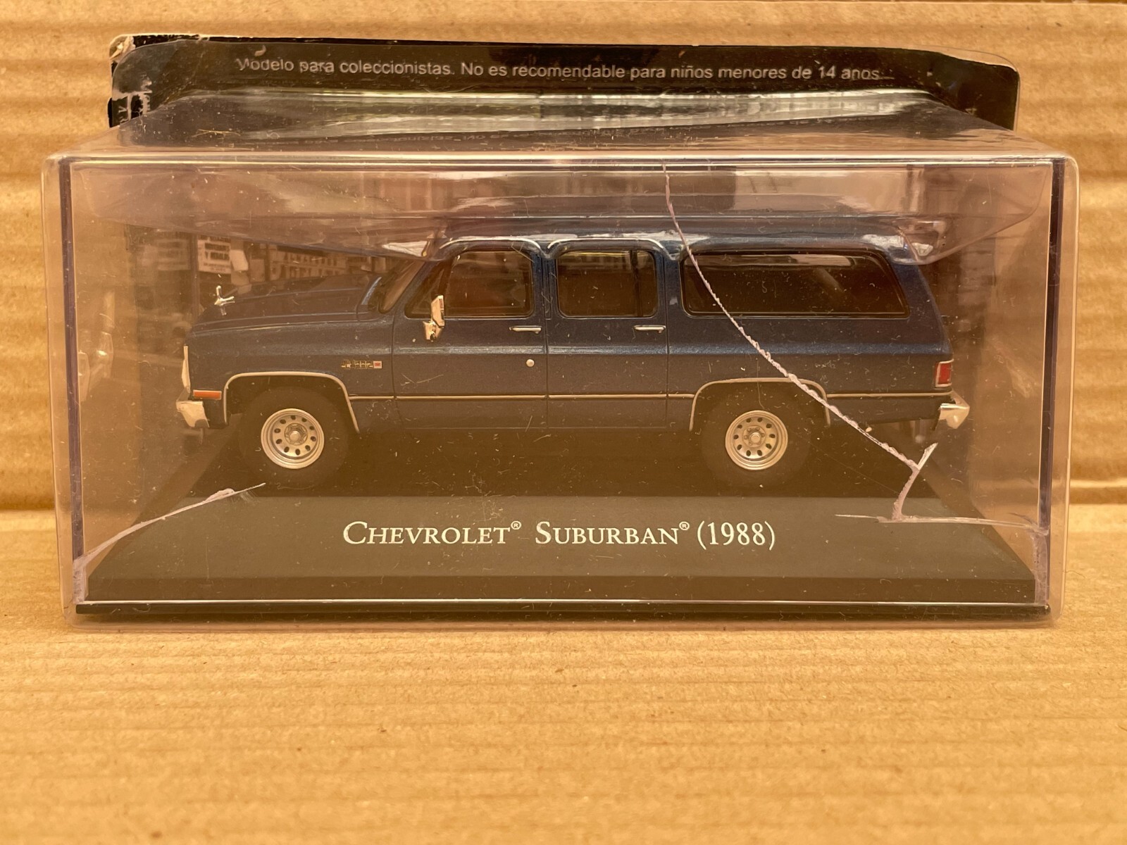 LUXURY1/43 Chevrolet Suburban アメリカ大統領仕様 Chevrolet Suburban 1988 Mexico Rare Diecast Truck Scale 1:43