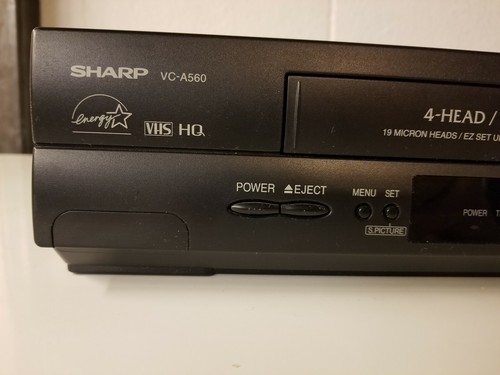 SHARP Super Picture VC-A560U 4 Head VCR VHS Tape Player With 19 Micron Head Rec.