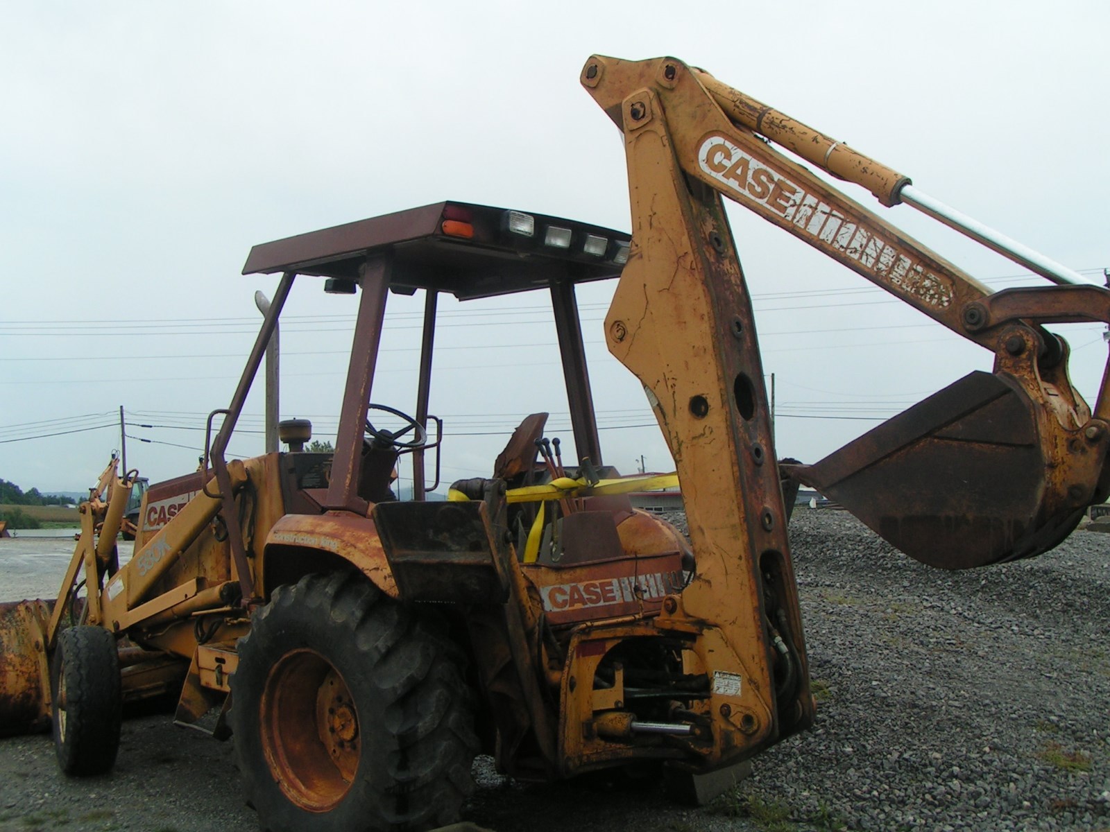 CASE 580 K BACKHOE TRACTOR LOADER NEEDS REPAIR FIX IT UPPER