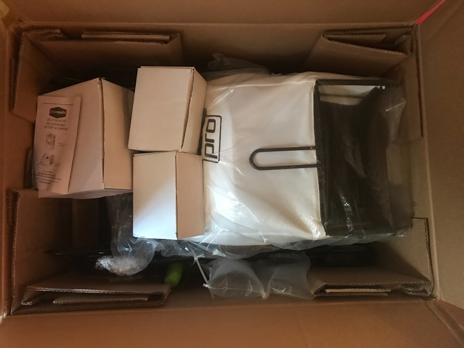 GreenWorks Pro GLM801601  21