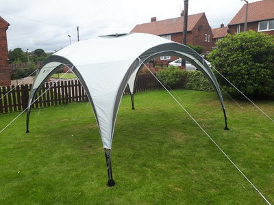 2.5 m event shelter