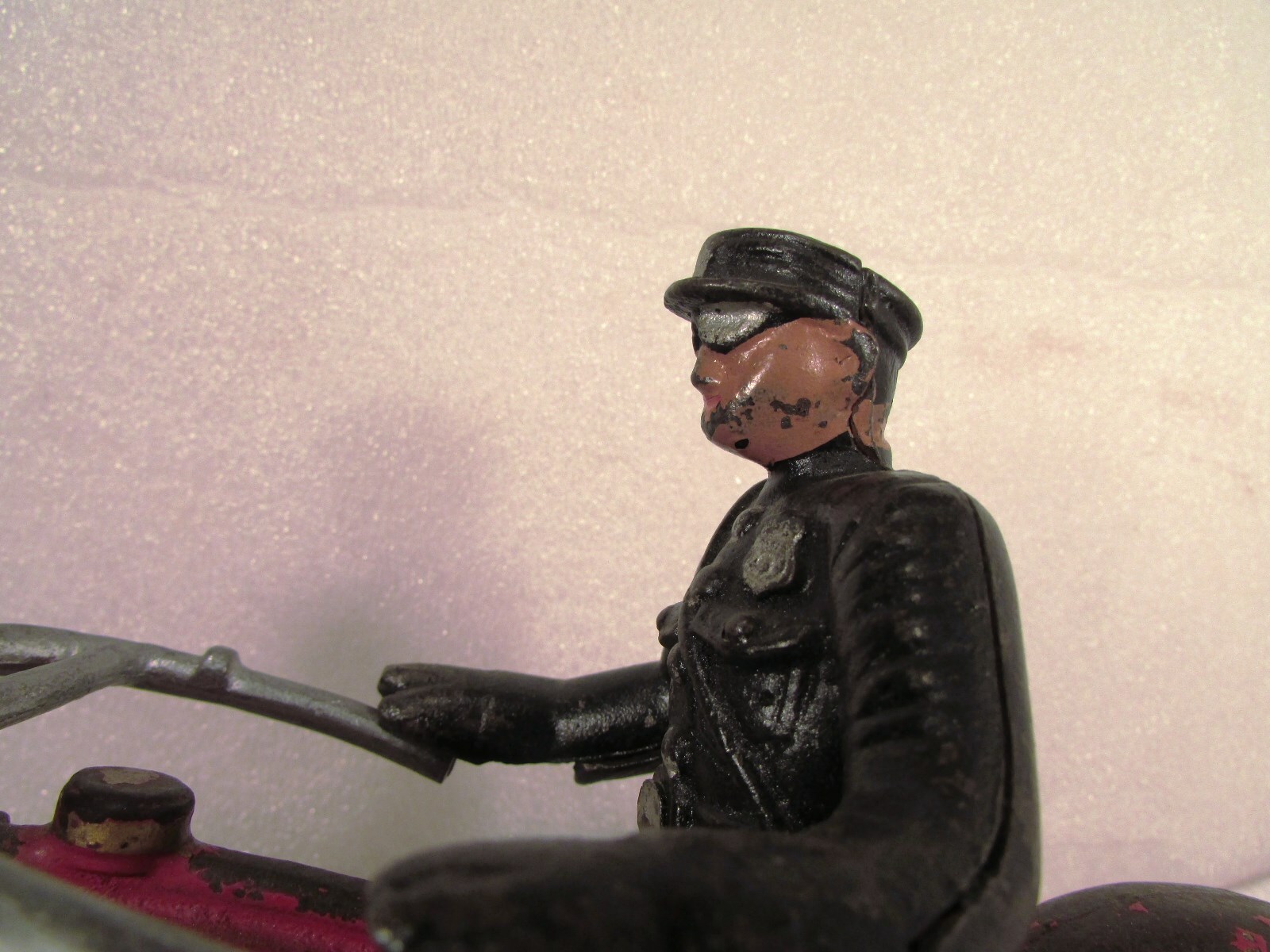 hubley indian cast iron four cylinder