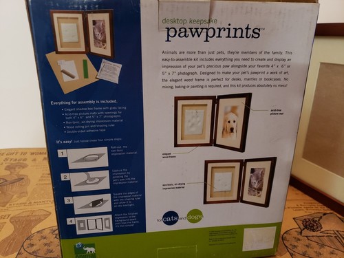 Paw Prints Desk Frame By Animal Planet Paw Molding Dog Cat NEW
