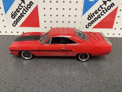 X-Fighter 1970 Plymouth GTX 赤 330px-1970_Plymouth_GTX.jpg