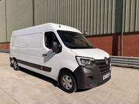2023 Renault Master LM35dCi 135 Business+ Medium Roof Van lab 2023 23 Plate PANE