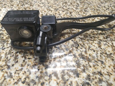 NEW Right Hand Brake Lever Master Cylinder Hold Motorcycle Scooter Segway SE-3