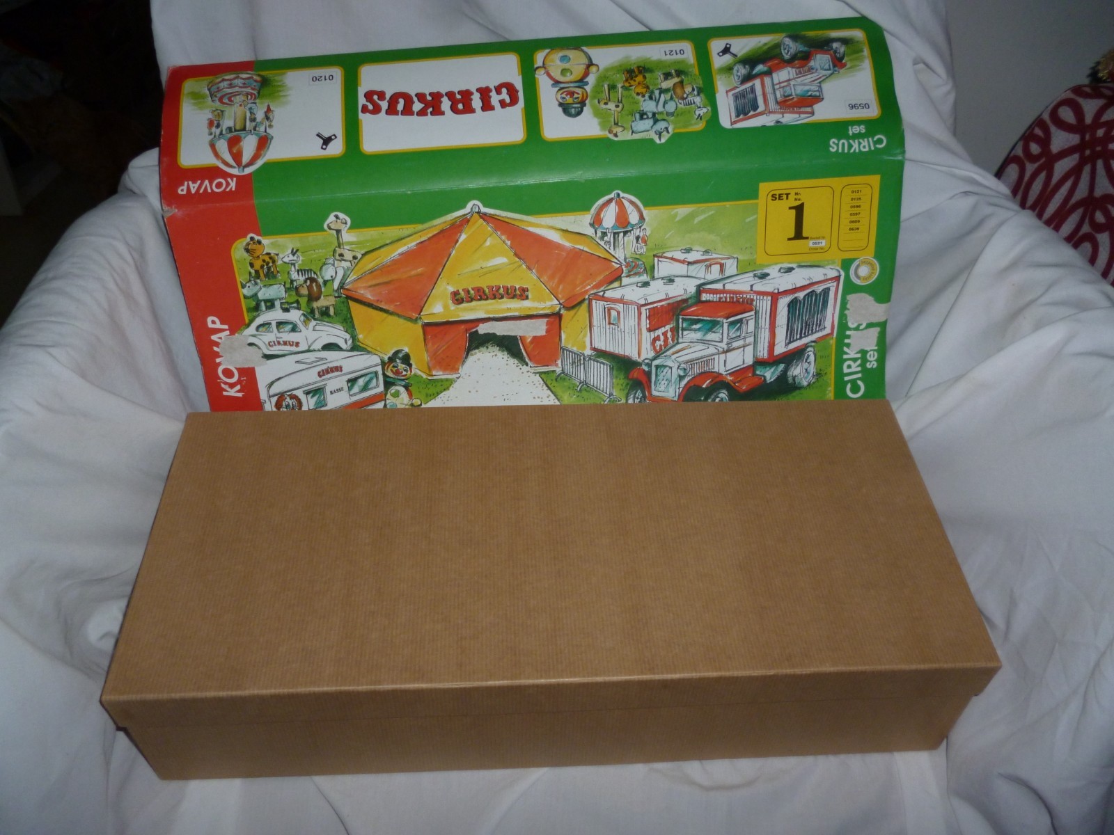 RARE NOS Cirkus Set 0521 KOVAP 1:32 VW Beetle CIRCUS Missing Hardware & Keys