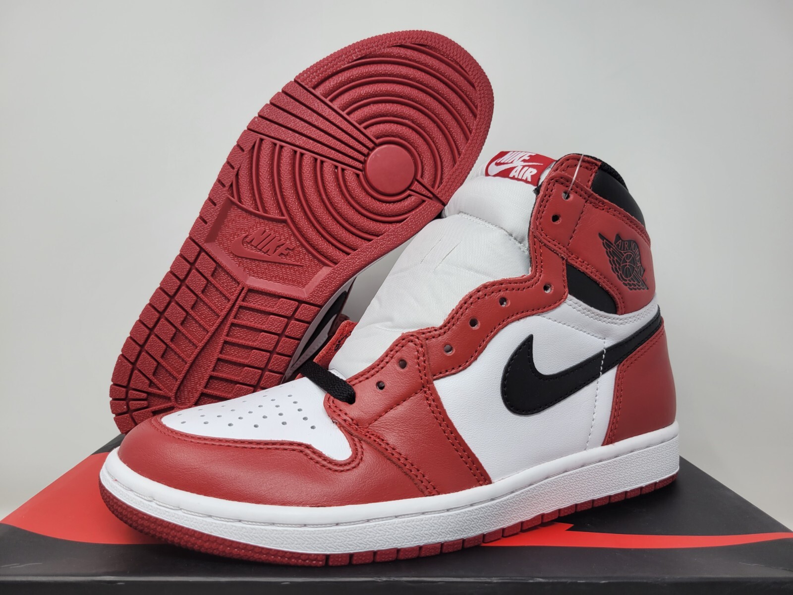 DS Air Jordan 1 Retro High OG CHICAGO 2015 555088-101 | eBay DS Air Jordan 1 Retro High OG CHICAGO 2015 555088-101 | eBay