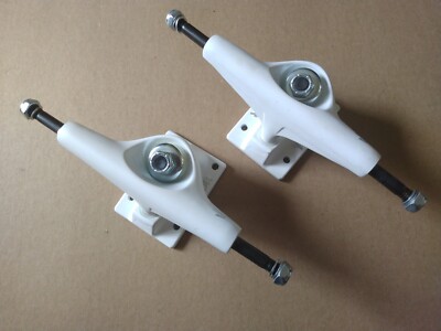 Tensor Mag Skateboard Trucks White 7.75 (SET OF 2)  pro quality NEW