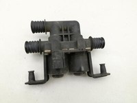 BMW X5 35d E70 06-10 3,0 173KW Ausgleichsbehälter für Kühlmittel BMW X5 35d E70 06-10 29.06.2007 8621092... Vorschau 5