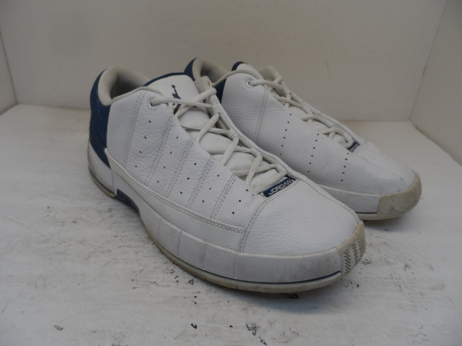 Nike Men's 395468 Air Jordan TE II Advance Athletic Shoe