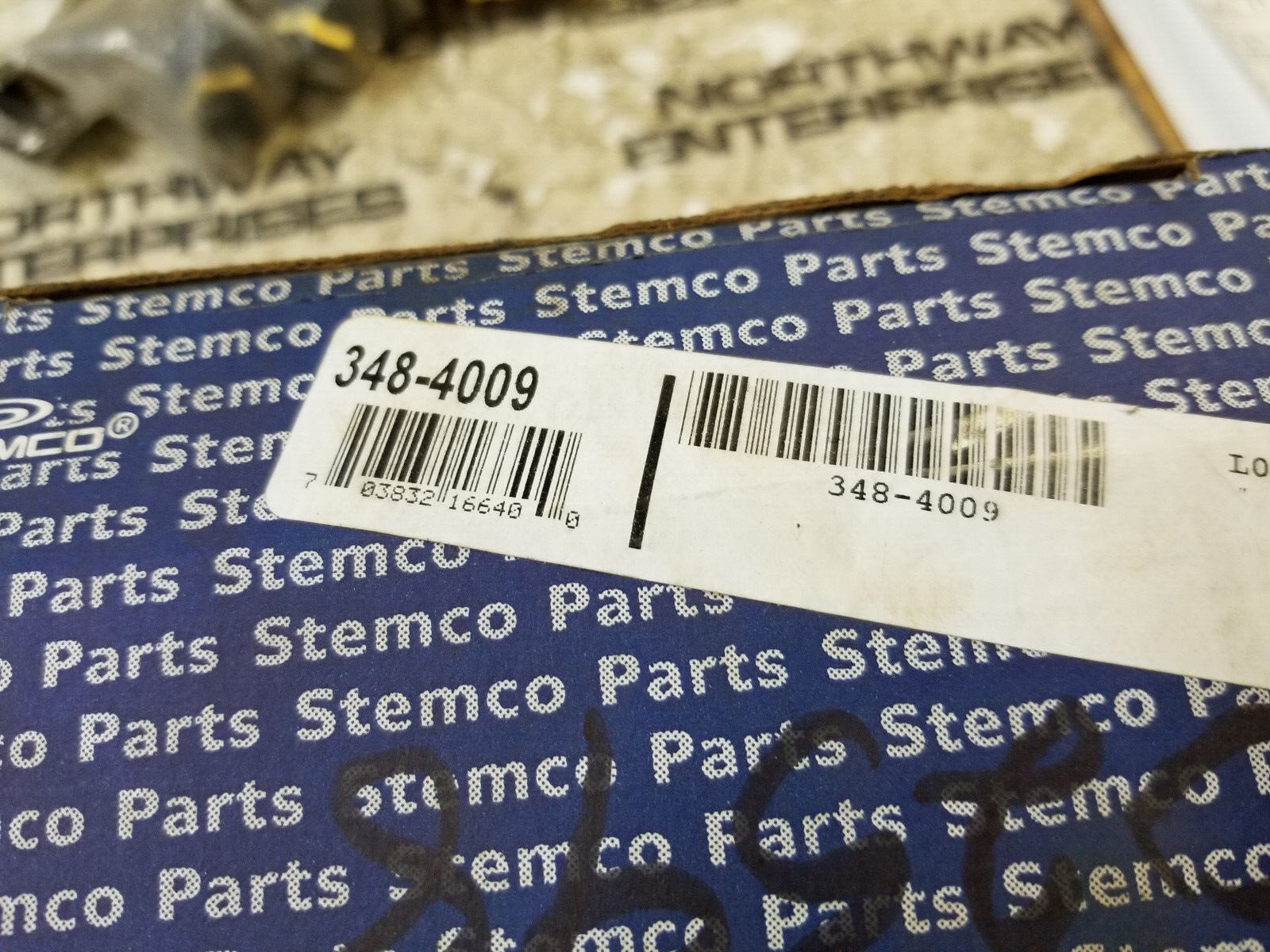 348-4009 STEMCO TRAILER HUB CAP - Picture 2 of 9