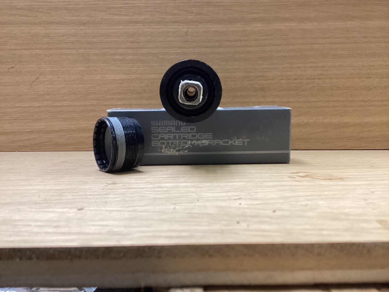 Shimano Bicycle Bottom Bracket UN72 107mm NOS 68mm Square JIS Merlin Fisher Trek
