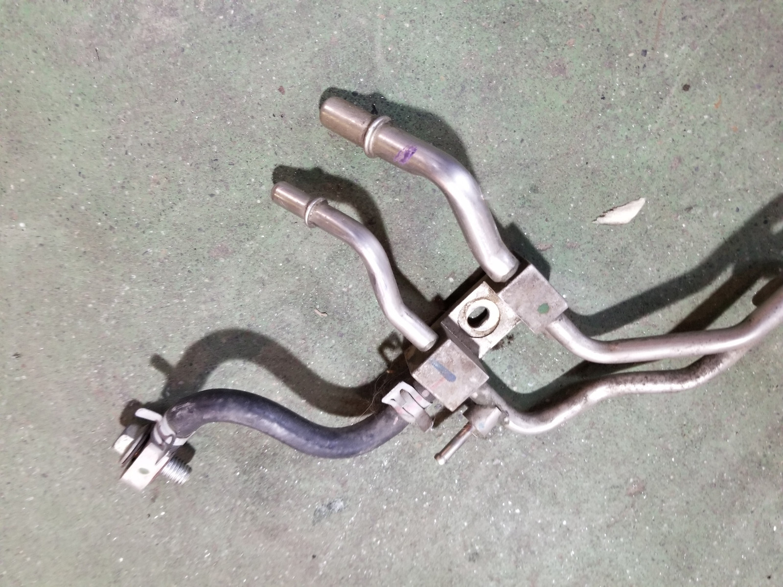L5P 6.6L DURAMAX GM FUEL FEED AND RETURN LINES  12707895 - Picture 6 of 6