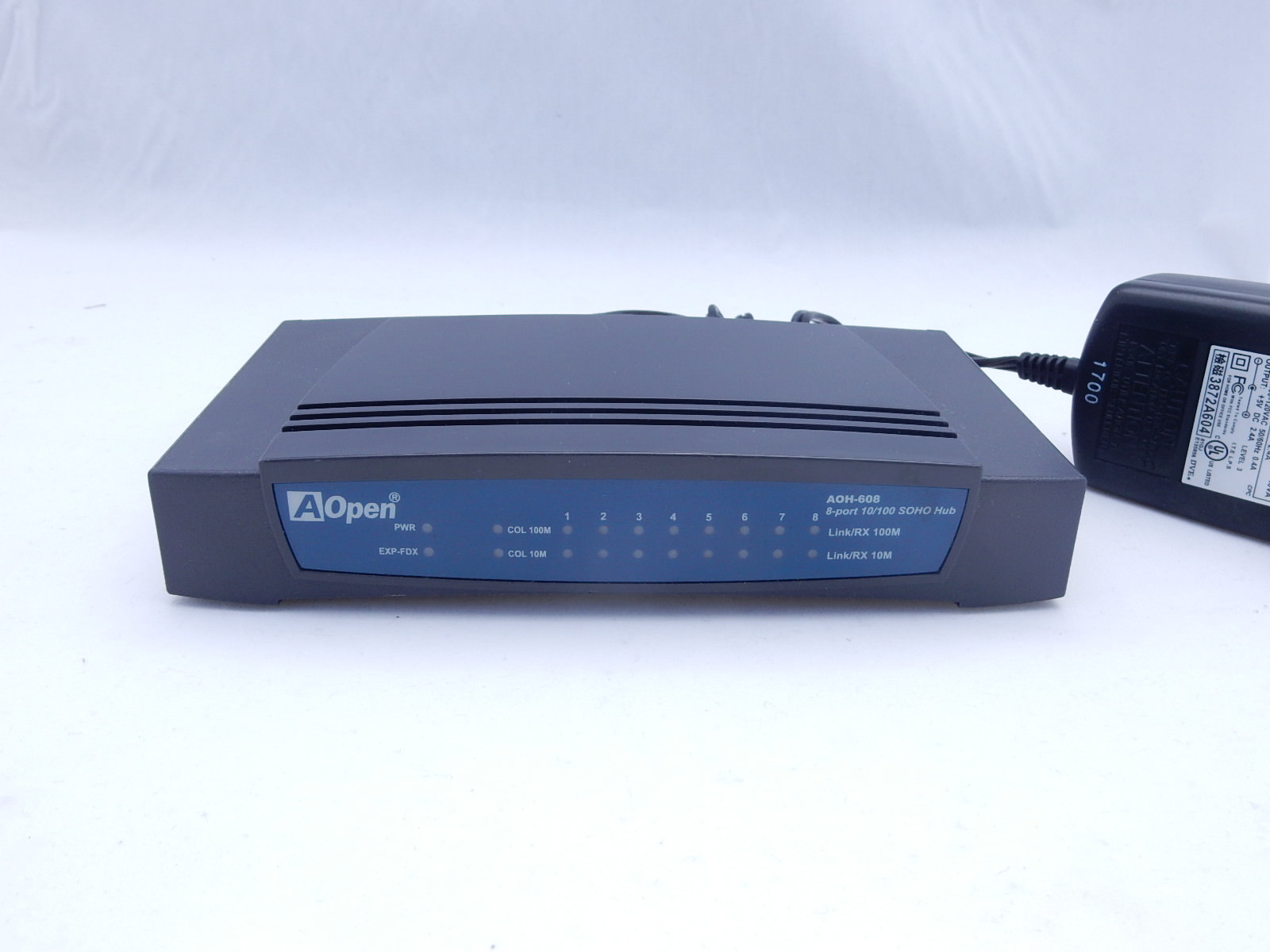 8 Port 10/100 Hub 90.18D10.036 AOpen AOH-608 switch w/Power Supply RJ45 wired