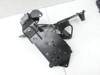 BMW E88 120d LCI 08-11 Cabrio Scharnier für Verdeck Rechts Hinten BMW E88 120d LCI 08-11 11.03.2010 7174773 7174774... Vorschau 5