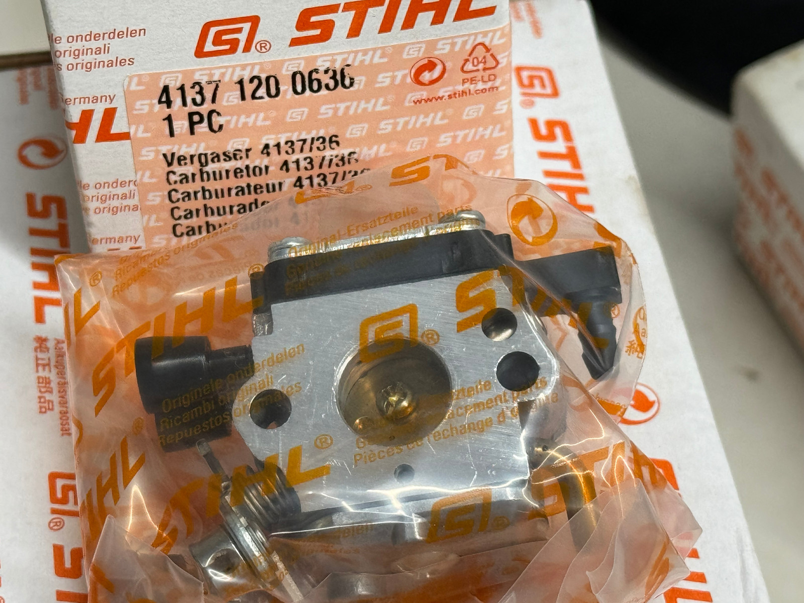 STIHL OEM ZAMA CARBURETOR 4137 120 0636 / 0628 C1Q HT-75 50 FS-75 80 85 - Picture 2 of 2