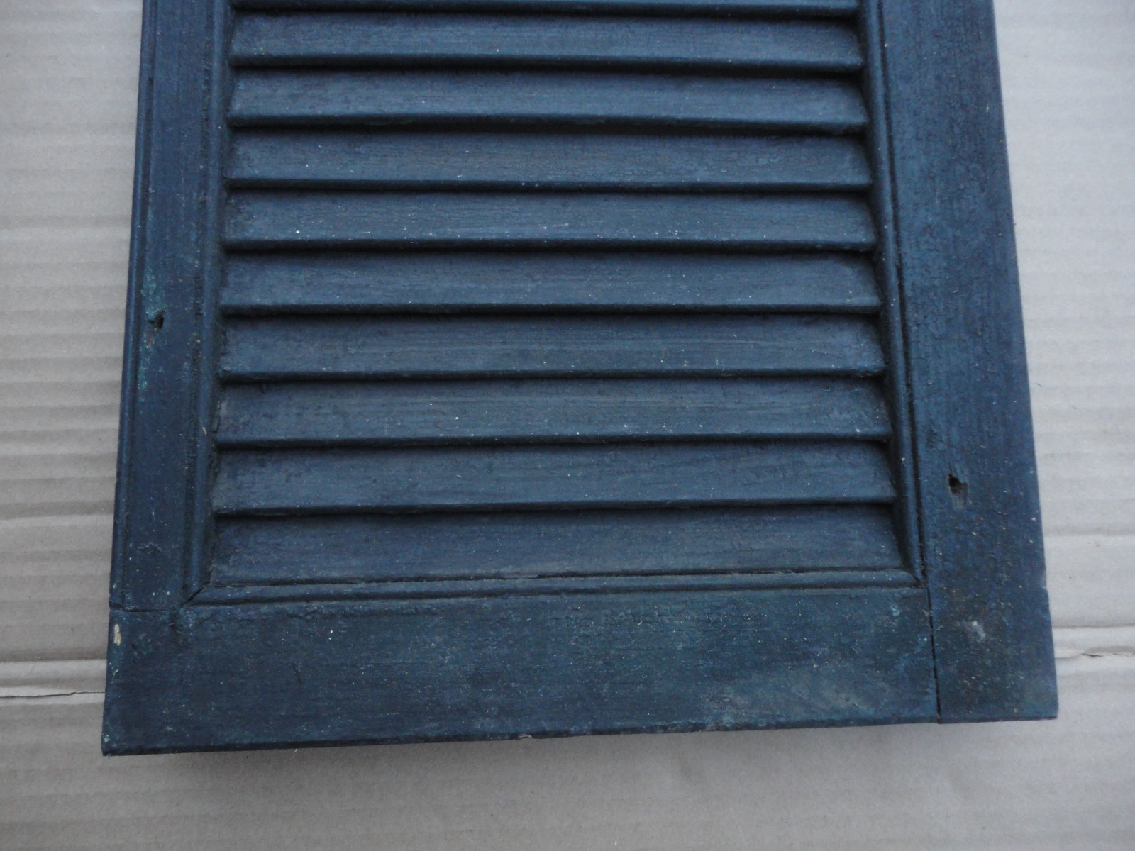 Vntg Wood Shutter Small Size 25 x 10 3/4 Blue Green Color Nice Decorator Item BB