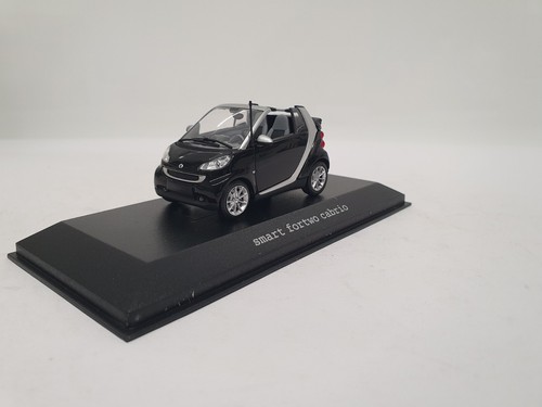 1/43 MERCEDES-BENZ SMART FORTWO CABRIO 2007 MINICHAMPS