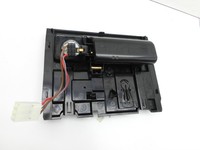 VW Passat B8 3G 14-19 Aschenbecher Ascher Mittelkonsole Silber RHD VW Passat B8 3G 14-19 20.07.2015 3G2863284... Vorschau 4