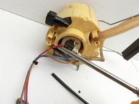 Mercedes R320 W251 06-10 CDI 3,0 165KW Kraftstoffpumpe Kraftstoff Förderpumpe Tankgeber Mercedes R320 W251 06-10... Vorschau 6