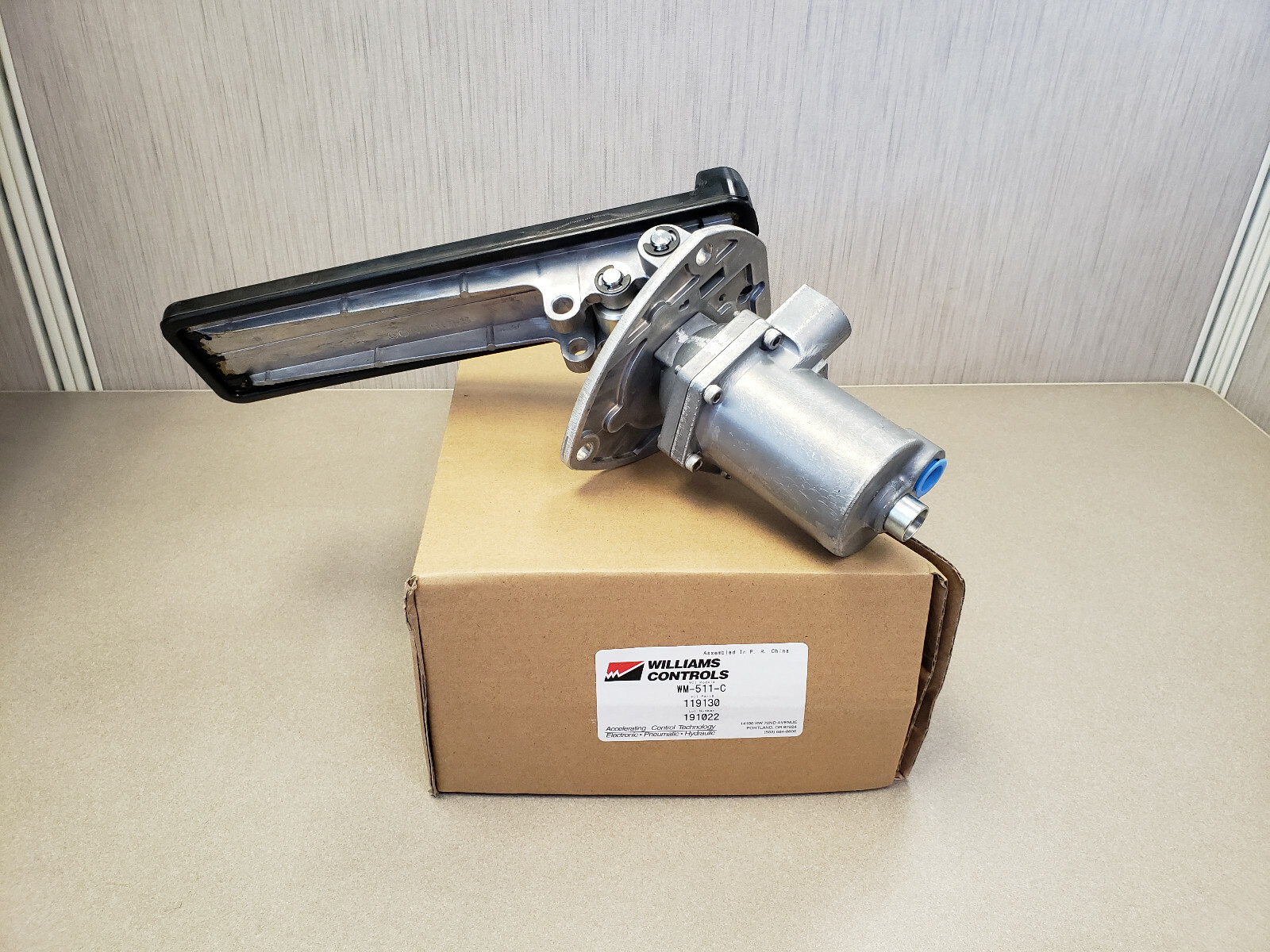119130 / WM-511-C - TREADLE AIR (30-100) , BY WILLIAMS